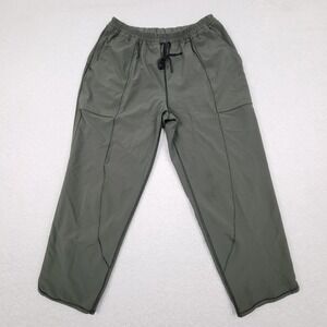 Lululemon Final Play Crop Pants Womens 8 Measures 26 x 22 Green ***READ lw6abksz
